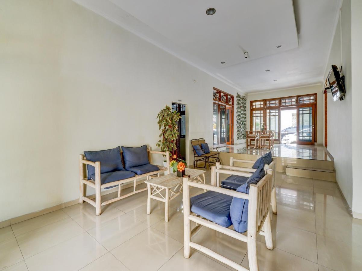 OYO 3945 Bale Tardian Syariah Hotel Melati Bagian luar foto