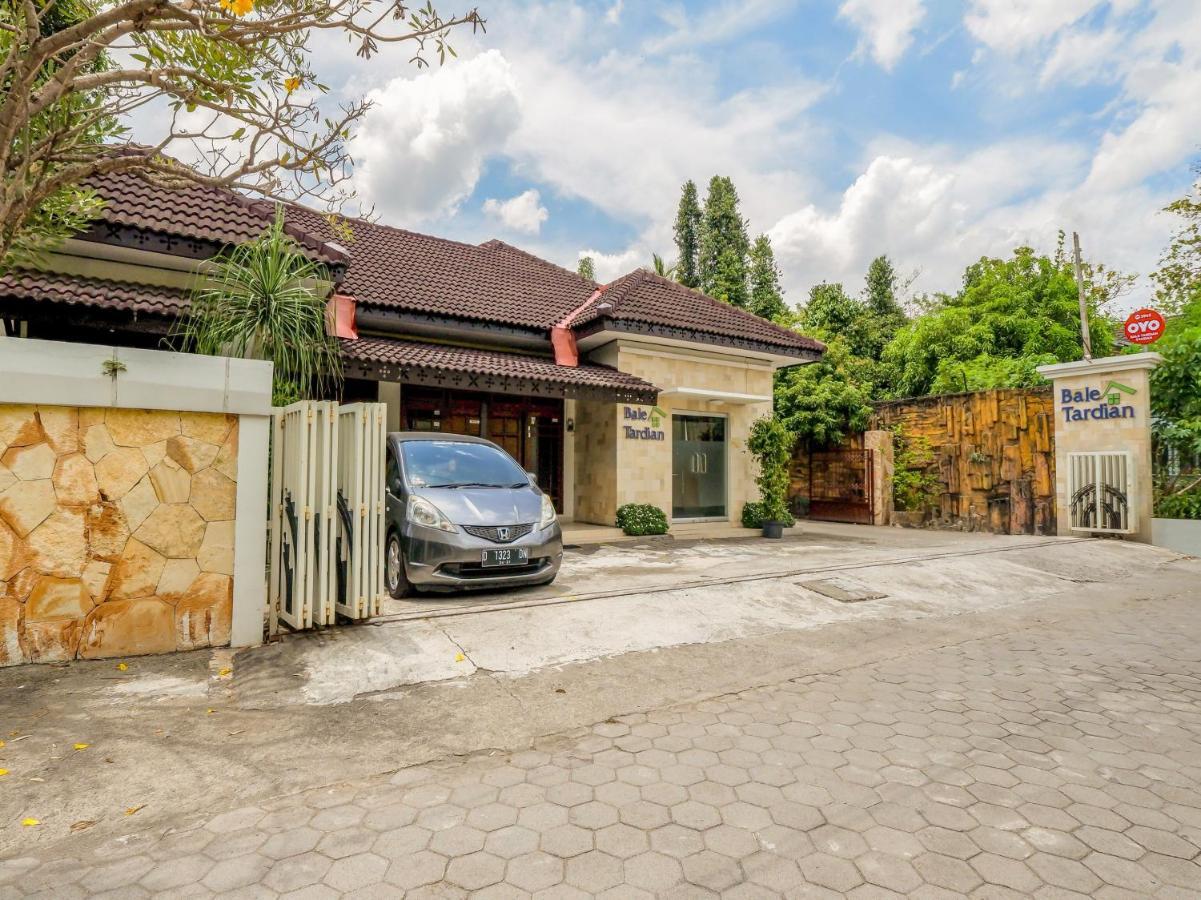 OYO 3945 Bale Tardian Syariah Hotel Melati Bagian luar foto